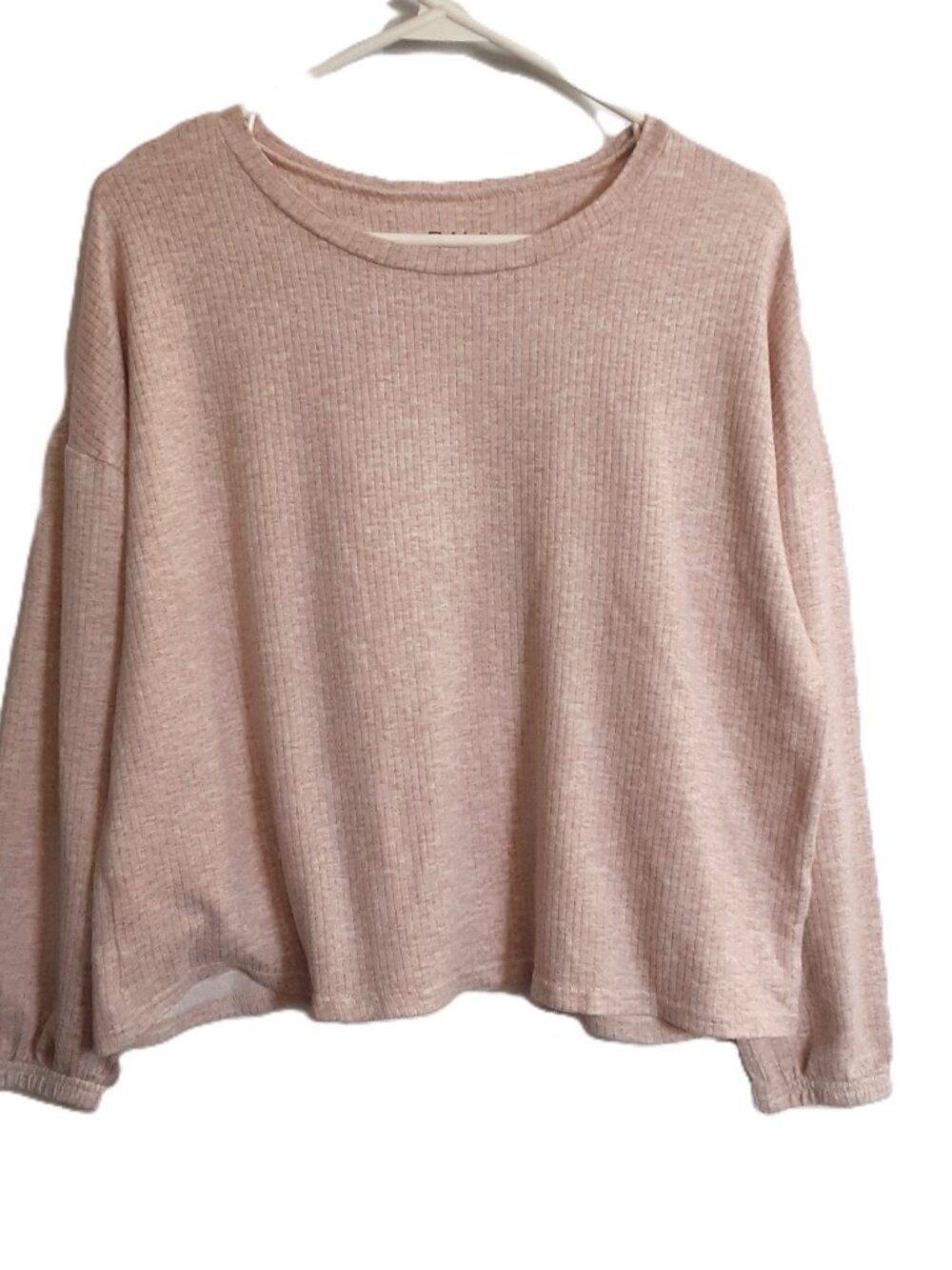 Bali Cropped Top Size Large Long Sleeve Elastic Cuff Round Neck Pullover